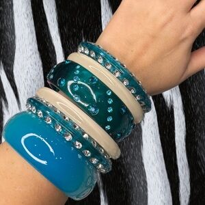 Deadstock Stylish Blue and Cream Bangle Set